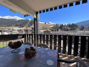 ELAN 15 appartement 6 pers, centre village