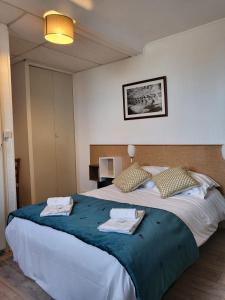 Hotels Hotel de Normandie : photos des chambres