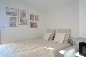 Studio vue montagne centre village parking privé