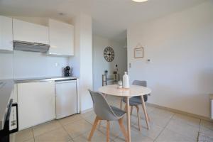 Appartements STUDIO dernier etage avec terrasse - vue montagne : photos des chambres