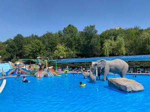 armenian village park hotel