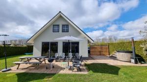 "Wattengebiet Entdeckungsreise"