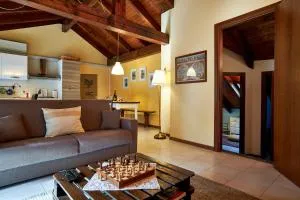 Bella Omegna Apartments - Оменья