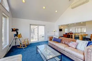 Blues Views - Castleton