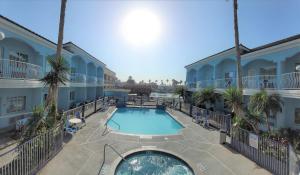 Casa Bella Hotel and Suites