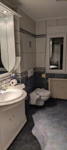Habitación amoblada baño privado