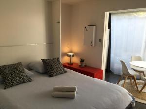 Appartements Le Ponant, Wifi, Piscine, Parking : photos des chambres