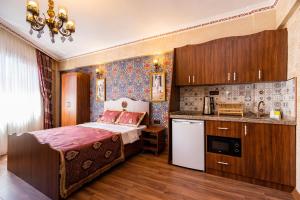 The First Ottoman Dream