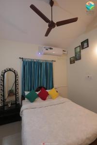 Tropical Wave Hostel Morjim Goa