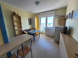 Cam 2 Sea View Apartment