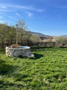 Smart and Cozy Nature House - Jakovac