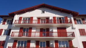 Appartements Appartement T3 lumineux et au calme. Wifi,Netflix et parking gratuit. : photos des chambres
