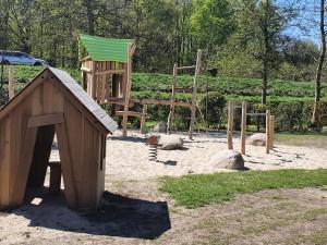 Vakantiehuis op Villapark Oesterbaai aan zee , met speeltuin grenzend aan de tuin