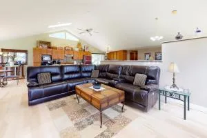 Fabulous Florence Retreat - Mapleton