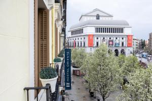 Double or Twin Room with City View room in Hostal Oriente