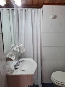 Puerto Cabañas Lacar