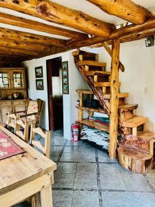 Cabaña en la costa del Lago Futalaufquen - Parque Nacional Los Alerces