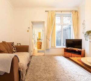 Shelley’s Seaside Stay (Garden Double Drive)