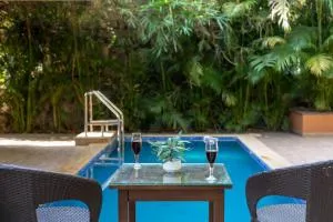 StayVista's B-24 Spring - Villa Amidst Greenery with Private Pool & Terrace - Zadapoli