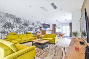 TROGIR - Villa City Gold with pool & whirpool