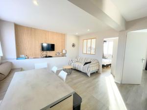 Appartements Gite Le Plessis Ocean a 200m de la mer, parking prive et jardin clos : photos des chambres