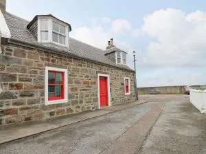 Dookers' Hoose - Portknockie