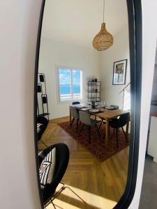 Appartements Magnifique duplex vue mer inoubliable Sanary Sur Mer : photos des chambres