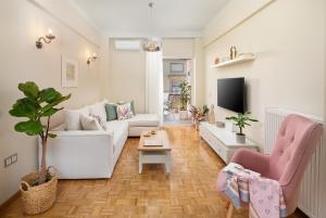 Ivory Luxury Suite by CorfuEscapes