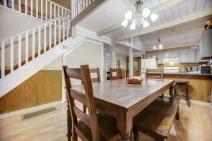 Along the River Cottage