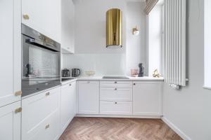 MARGI Aura LUX LARGE and VERY GLAM Studio