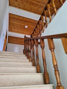 Bar Kafe Pjetri Guest House