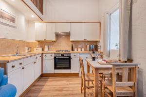Cottage 2, Old Farmhouse Mews