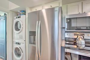 4 Mi to Dtwn McKinney Tiny Home with Fireplace