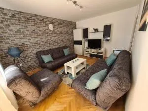 Planinska kuća Koreni - Jasikovice