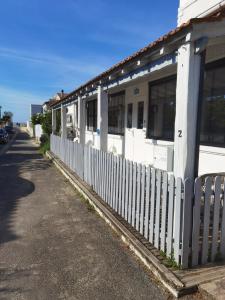 Appartements Gite 2 a 12 personnes La cote d'Argent plage a pied : photos des chambres