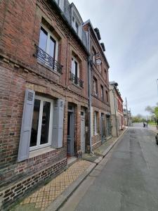 Maisons de vacances La Maison d'Etienne - King Size Beds - Center Honfleur - 4P : photos des chambres