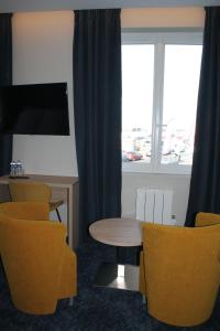 Hotels L'Huitriere : photos des chambres