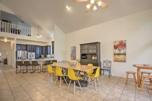 Seguin Home on Lake Placid w Boat Dock!