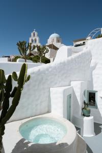 Deluxe Two-Bedroom Villa with private outdoor hot tub room in Valsamo Suites