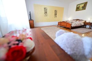 FLH - Natalia 2 - Turnisor