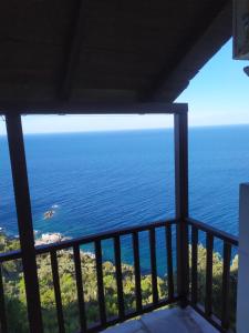 Triple studio room with the most beatifull view in Mylopotamos