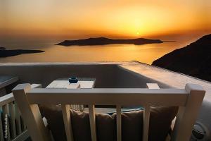 Aerino Villa Santorini Greece