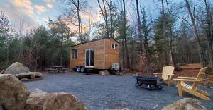 Queen Room room in Trailside Stays