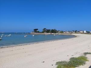Maisons de vacances Holiday home with indoor pool, Plouneour-Brignogan-Plages : photos des chambres