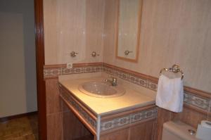 Superior Two-Bedroom Apartment -Calle Ribera de Curtidores 34 room in Stop in Flat