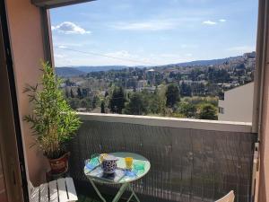 Appartements La vue du chateau - tout confort : Studio