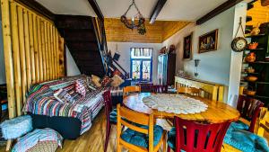 Pensiunea „Căsuța cu maci”