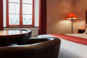 Hotels La Couronne : Chambre Double Deluxe avec Baignoire