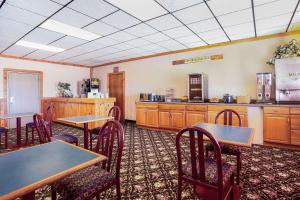 Longhorn Hotel