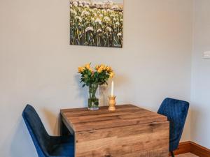 Cornerways, 8 North Lane